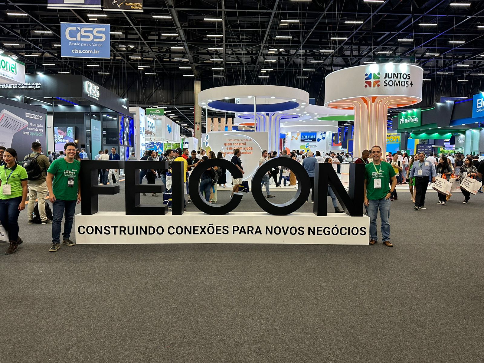 Imagem mostra o símbolo da FEICON, maior feira do setor da construção da Améria Latina