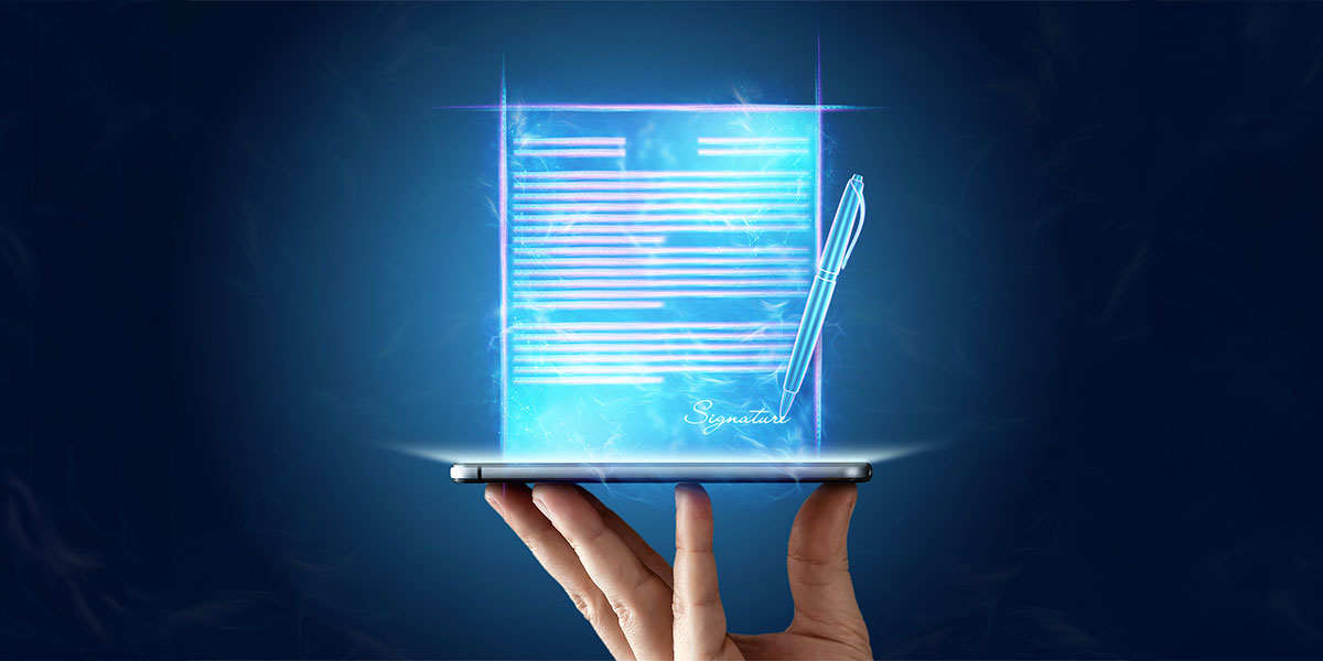emissão de contrato: imagem de uma mão segurando um tablet. Saindo da tela, a ilustração de um papel e uma caneta.