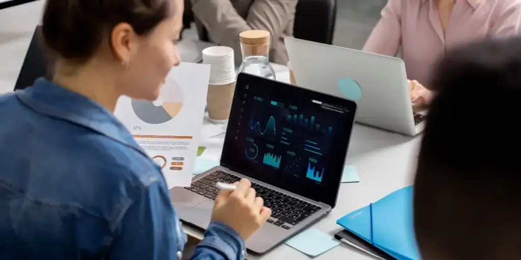 CRM com IA nativa para incorporadoras: quais as vantagens?